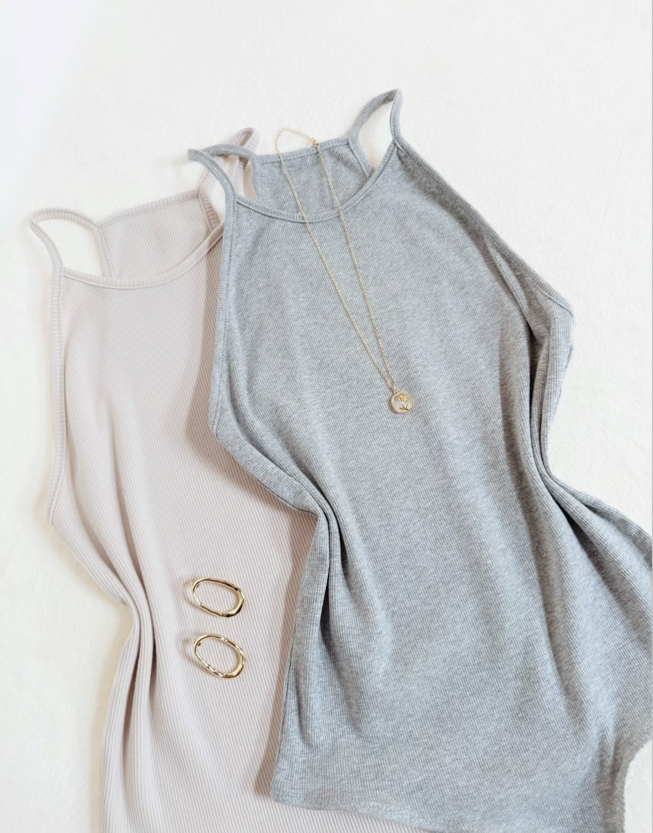 Blusa de algodón, sin mangas, estilo body.