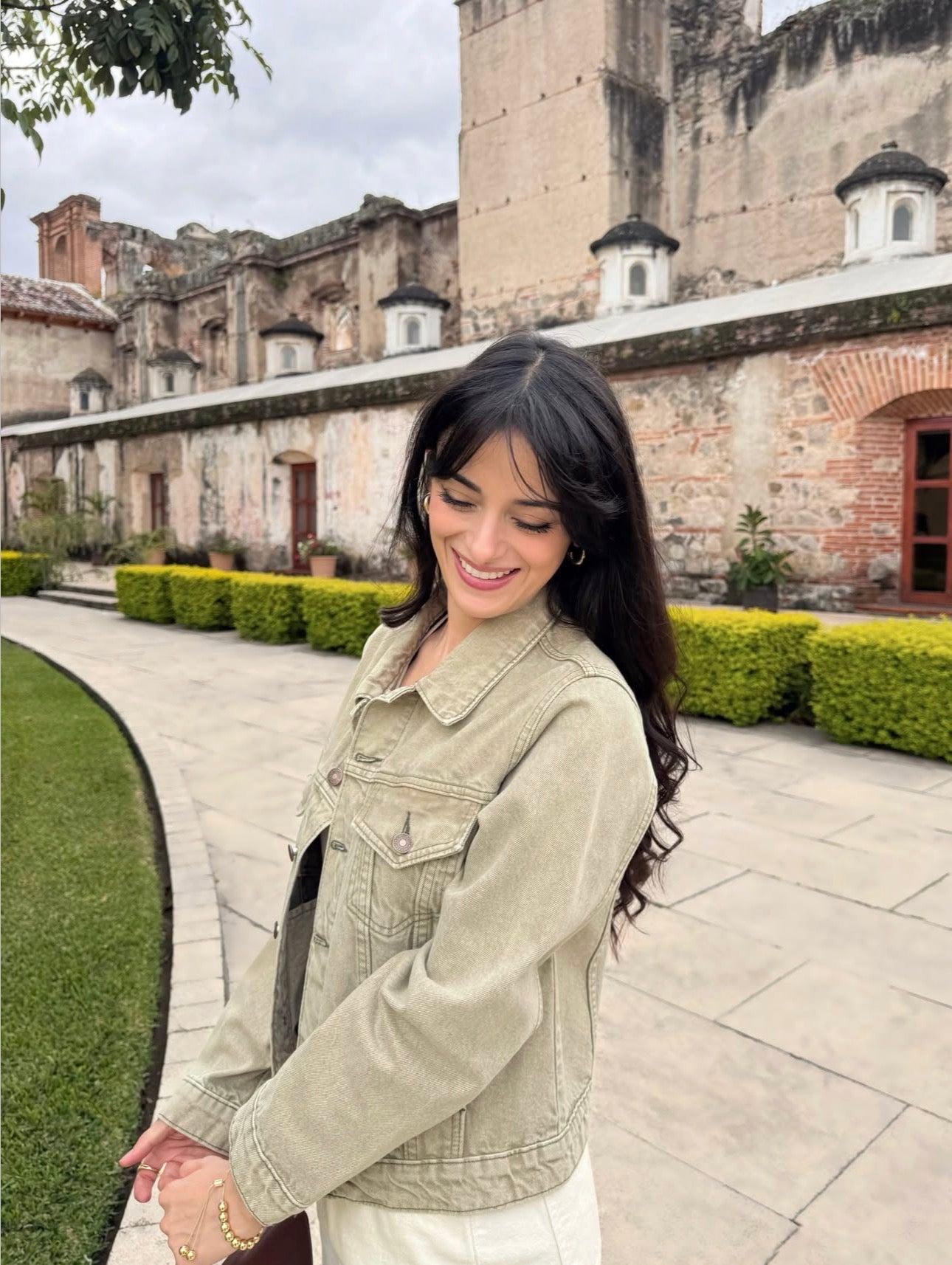Chaqueta para dama, de lona, color verde olivo claro.