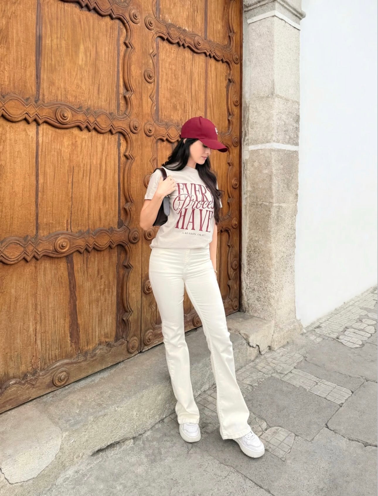 Blusa de dama, tipo T-shirt, llamada cada proceso tiene una razón.