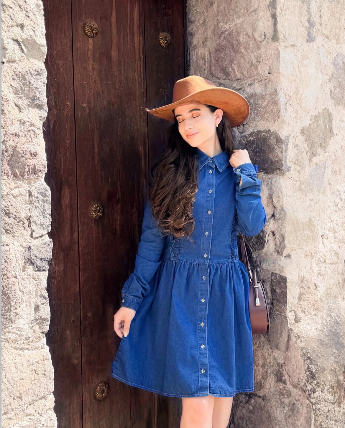 Vestido especial de mezclilla, azul. Diseño al estilo country.