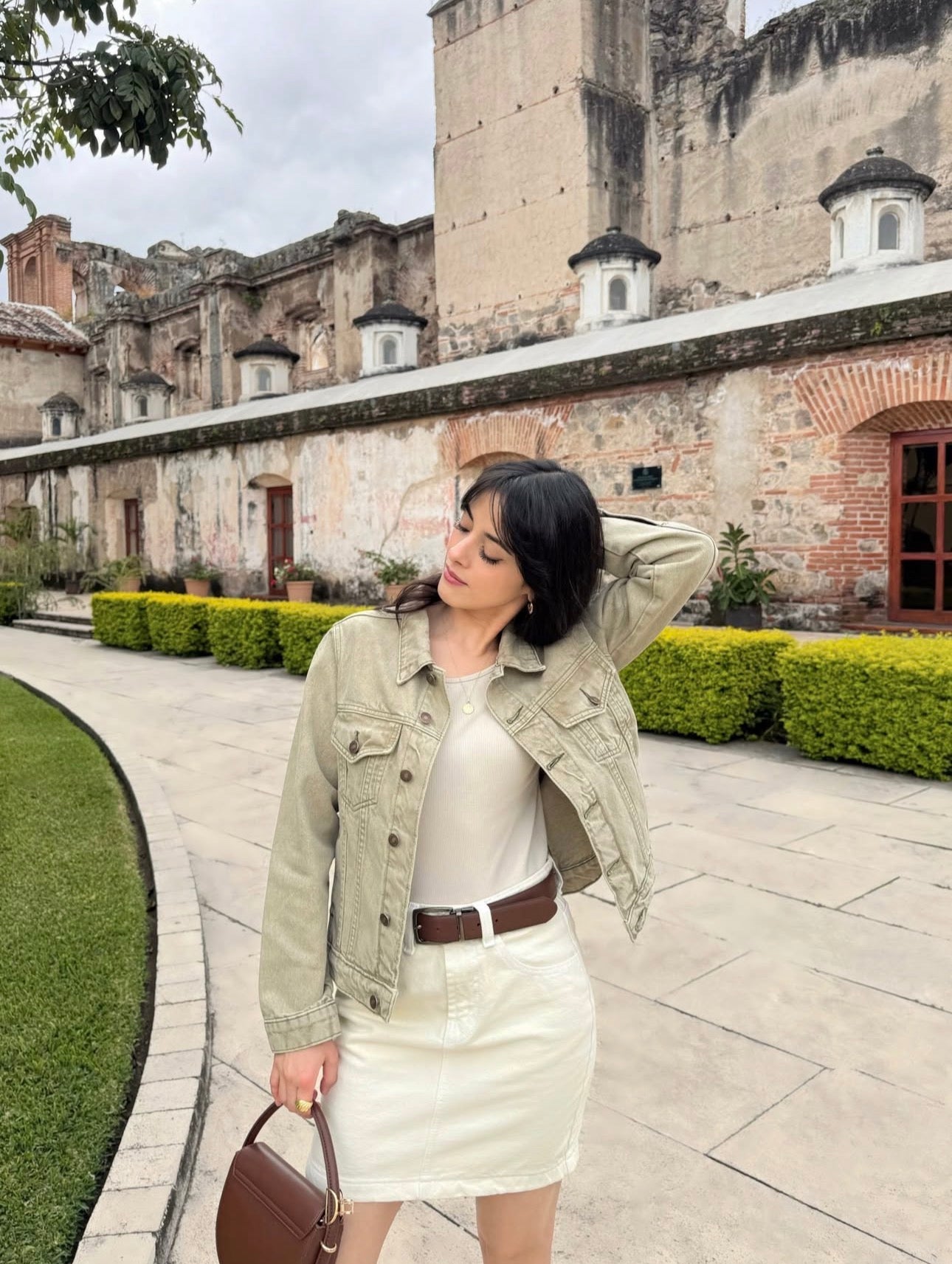 Chaqueta para dama, de lona, color verde olivo claro.