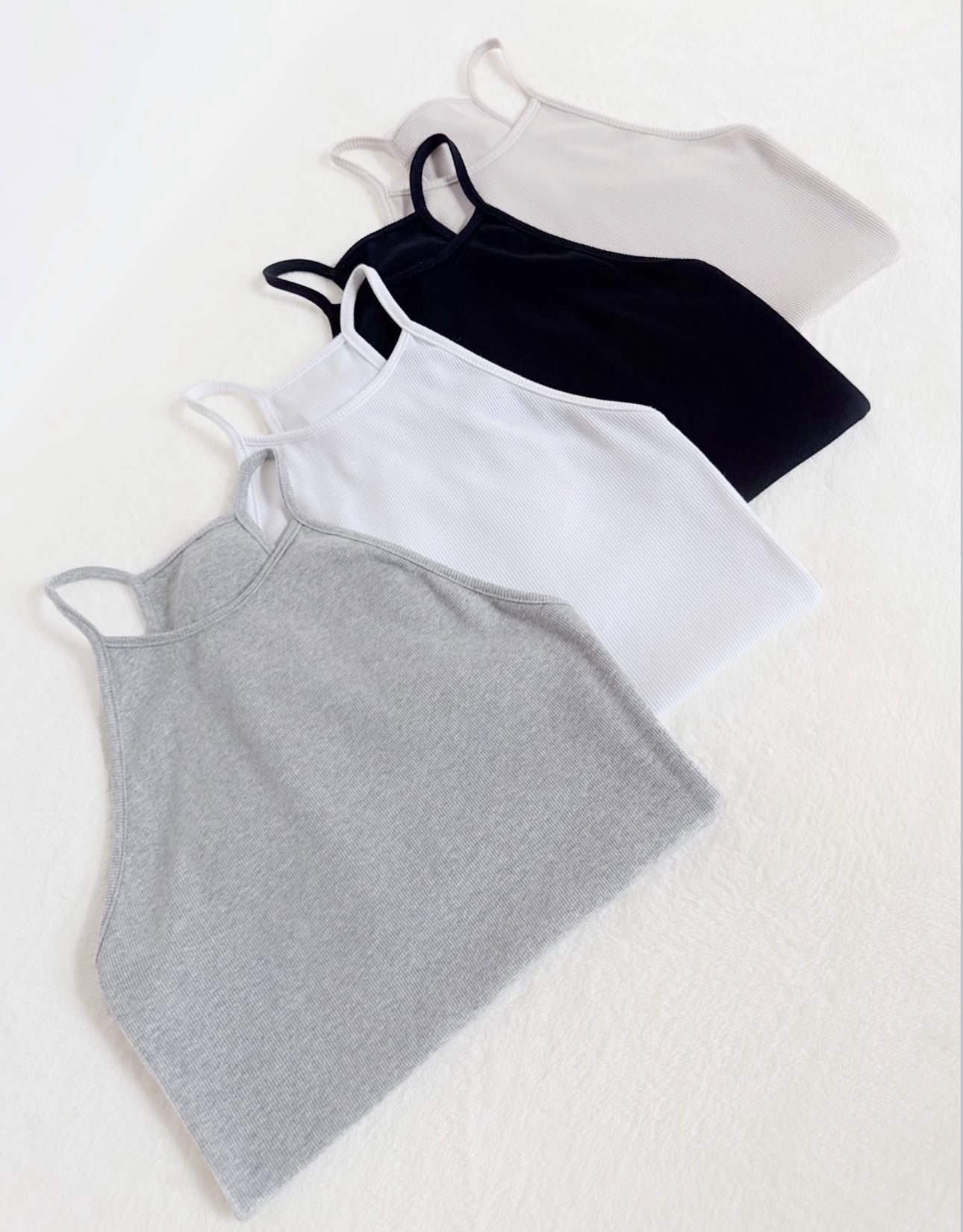 Blusa de algodón, sin mangas, estilo body.