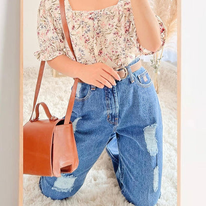 Pantalón tipo Mom jeans de mezclilla, azul rasgado