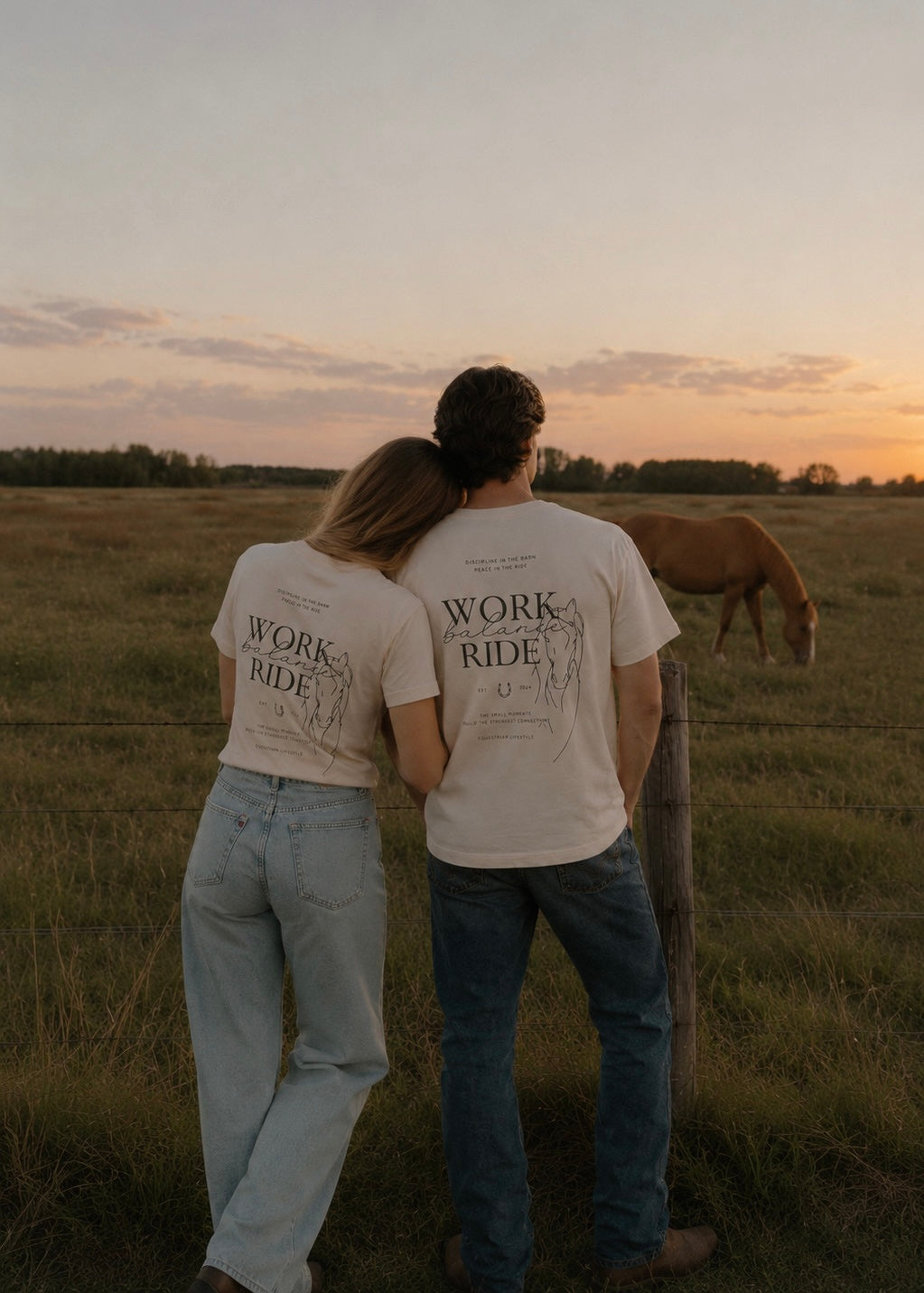 "Work balance ride", t-shirt de edición especial, diseño oversize, tonalidad crema.