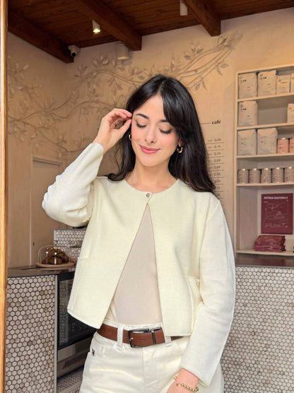 Suéter para dama, diseño especial, abierto, de lana.