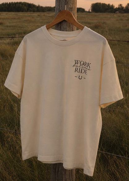 "Work balance ride", t-shirt de edición especial, diseño oversize, tonalidad crema.